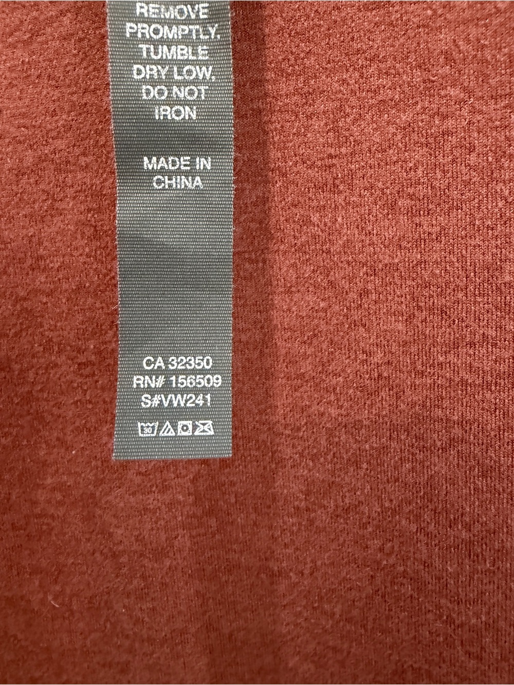 Vuori Women’s Halo Crewneck pullover, Small, Rosewood - Picture 6 of 16